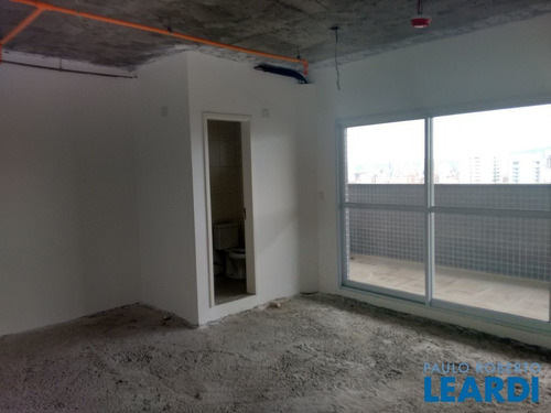 Imagem 7 de 8 de Conj. Comercial - Encruzilhada - Sp - 470177