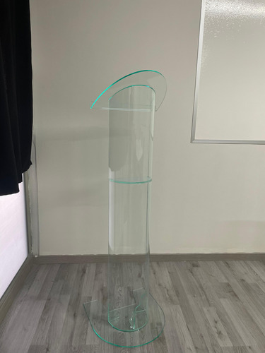 Pódium Chico En Acrílico Cristal Verde