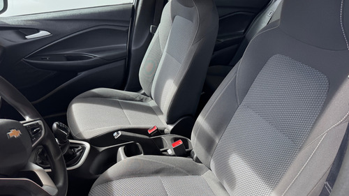 Chevrolet Onix plus 1.0 Lt 4p