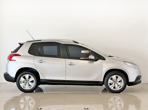 Imagen 8 de 24 de Peugeot 2008 Allure 1.6