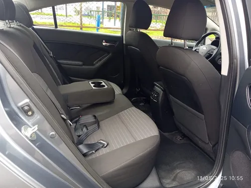 Kia Cerato Pro Sx 2nd Generacion 1.6cc Mt Aa