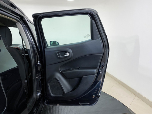 Imagem 19 de 20 de Fiat Toro