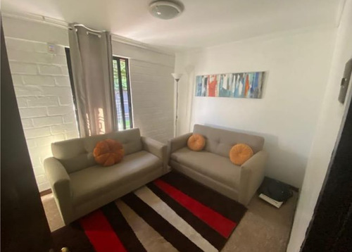 Casa Clásica Y Hermosa De 3d 3b En Las Condes A La Venta