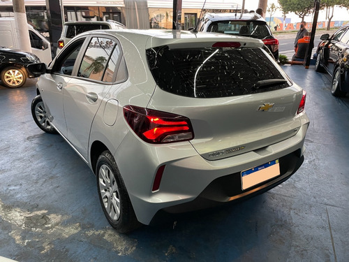Imagem 4 de 12 de Chevrolet Onix 1.0 Lt Flex Completo 2020 Rmotors