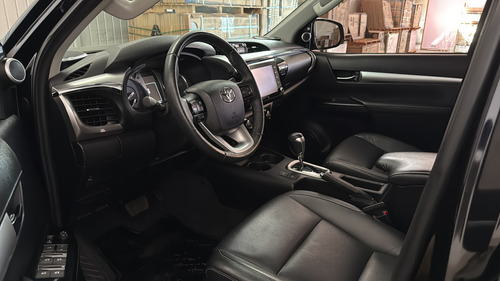 Toyota Hilux 2.8 Tdi Srx Cab. Dupla 4x4 Aut. 4p