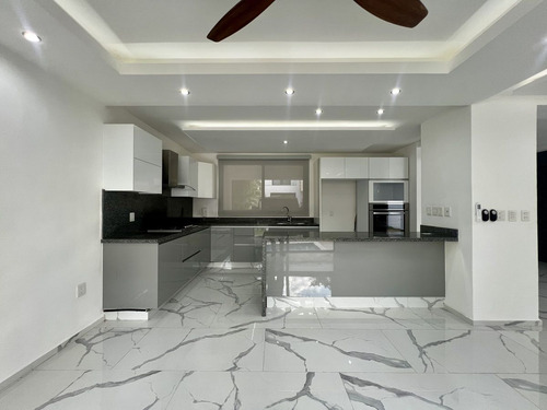 Casa En Venta En Mérida, Diade Temozón, 4 Habit