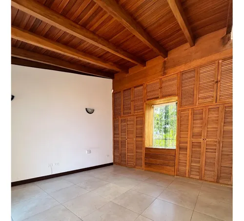 Se Vende Casa 264m2. Caurimare