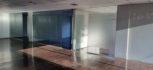 Imagen 6 de 9 de Se Arrienda Impecable Oficina, Sector Providencia