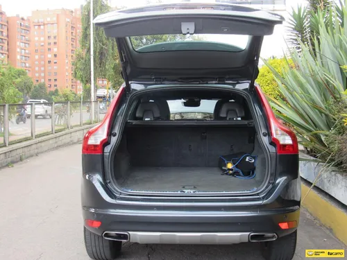Volvo XC60 2.5 T5 Awd