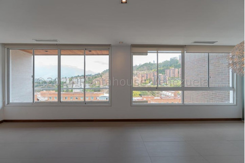 En Venta Hermoso Apartamento En Escampadero Remodelado. Ys12421621