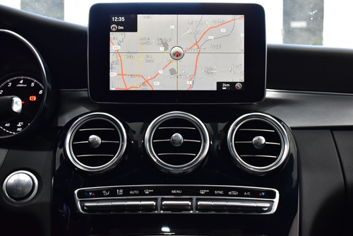 Imagen 21 de 24 de Mercedes Benz Clase C C250 Amg-line 2018 - 63.800km