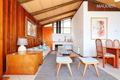 Casa En Venta De 3 Dormitorios En Las Condes