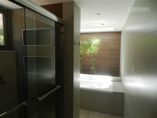 Imagen 18 de 24 de Casa En Venta De 5 Dormitorios En Colina