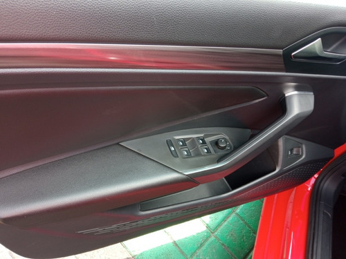 Imagen 8 de 15 de Volkswagen Jetta 2019 2.5 Comfortline Tiptronic At