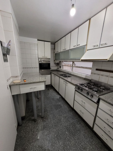 Imagen 7 de 26 de Departamento 4 Ambientes Con Espacio Guardacoche, Palermo