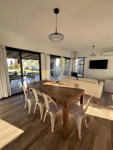 Alquiler Anual Y Venta Hermosa Casa En Barrio Privado La Residence