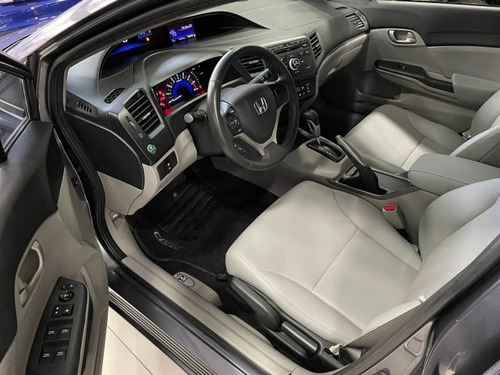Imagem 4 de 12 de Civic 1.8 Lxs 16v Flex 4p Automático