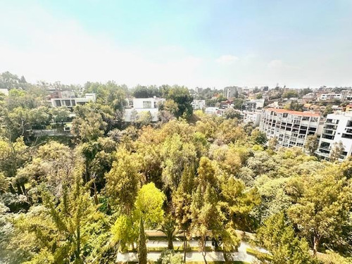 Lomas De Chapultepec, Penthouse De 750m2 En Dos Niveles, Muy Iluminado, 4 Amplias Recamaras Con Vestidor, Sala De T.v., Estudio, Terraza, 3 Lugares De Estacionamiento, Cuartos De Servicio. El E
