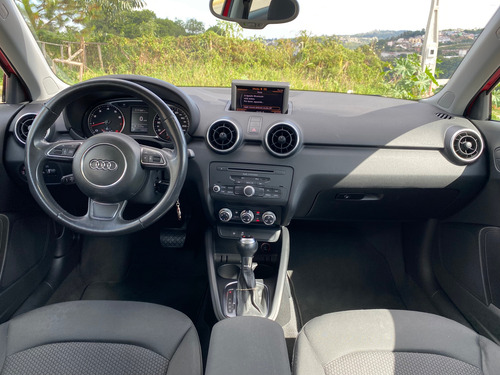 Audi A1 1.4 Tfsi Attraction S-tronic 3p
