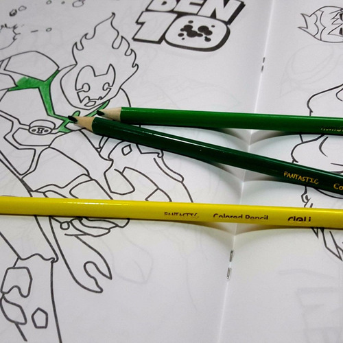 Imagen 2 de 3 de Libros Colorear Ben10 Kitty Hannah Montana | Escool