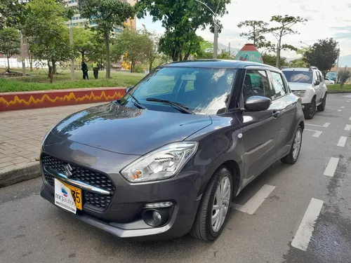 Suzuki Switf Hibrido Mecanico 2022