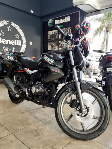 Imagen 6 de 15 de Benelli Tnt 15