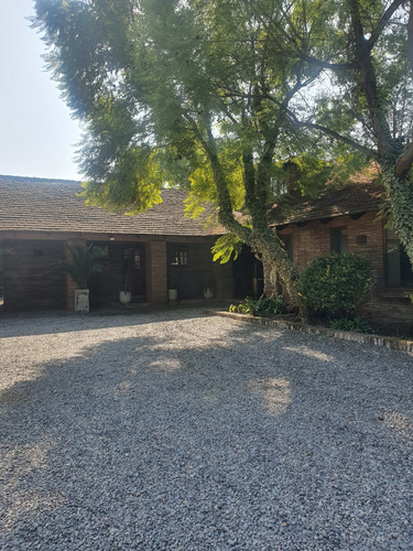 Casa Estilo Inglés En Venta 5 Hab 5 Baños -pozo Propio