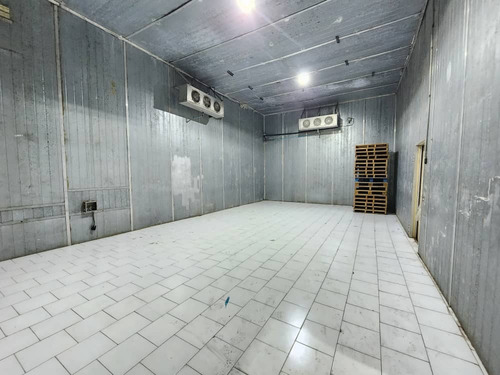 Daniela Linarez Ofrece En Venta Galpones En Zona Industrial Iii Avenida Principal Totalmente Equipadon Con Cavas De Conservacion Empaquetadora Listo Para Producir Conjunto Privado Barquisimeto Lara