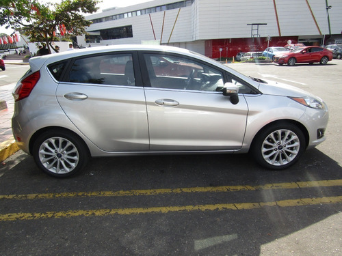 Imagen 4 de 15 de Ford