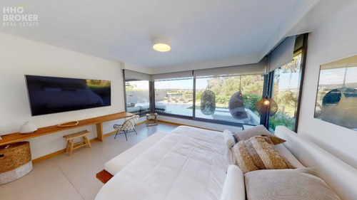 Departamento En Venta. Tiburón Terrazas Barra. Punta Del Este