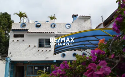 Hotel y resort en venta
