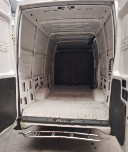 Carro Pronto Para Trabalhar