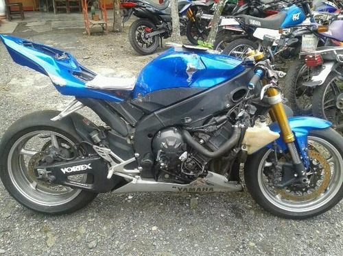 Imagen 8 de 13 de Zx6 Cb1 Cbr 600 Yamaha R6 R1 Caida Chocada Rota Honda
