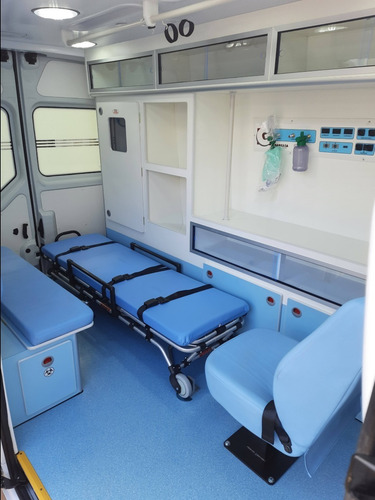 Imagem 9 de 11 de Ambulância Uti Renault Master L2h2 2021/2022 0km