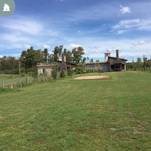 Venta - Casa Quinta En Bahía De Los Lobos