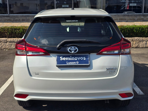 Toyota Yaris 1.5 16V FLEX SEDAN XLS CONNECT MULTIDRIVE