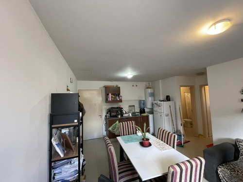 Imagen 2 de 6 de Departamento En Venta, Colón 354 (n°2, Planta Baja), A Metros De Av. 25 De Mayo, Escobar