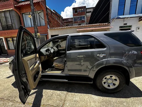 Toyota Fortuner 2.7l