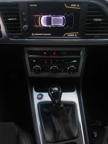 Imagen 9 de 15 de Seat Leon Xcellence 2017 Std 5pts Airbag Mylink Piel 1.4t 4c