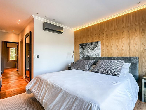 Excelente Casa Con Impecables Detalles En La Concepción Lujan