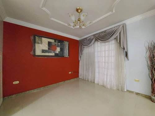 Townhouse En Venta En Araguama Country, Maracay