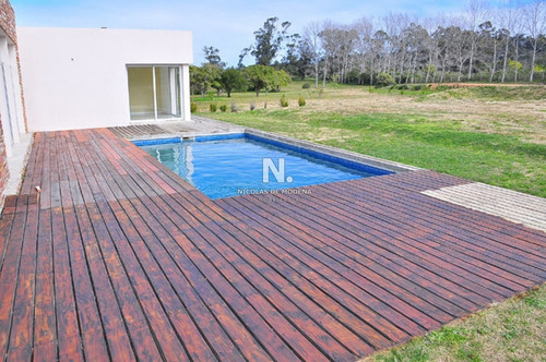 Casa En Barrio Privado **************financiado Hasta En 36 Cuotas Entregando 50% Contado -ref:4197