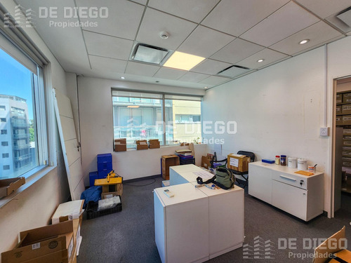 Venta Oficina De 260 M2 Con 4 Cocheras En Edificio One World, Olivos, Vicente Lopez