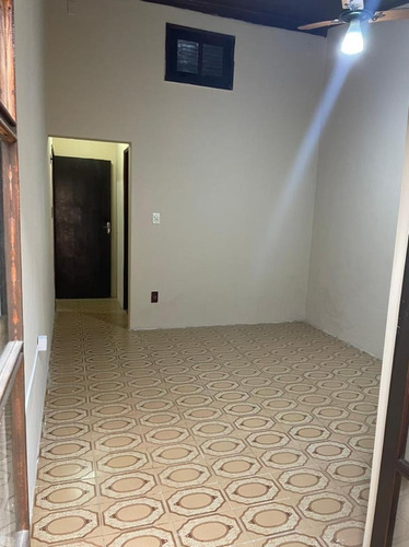 Alugo Casa No Indaiá A 250m Da Praia - (iptu Incluso)