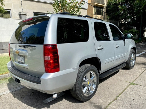 Imagen 5 de 14 de Chevrolet Tahoe 5.3 Lt V8 . 2da./cubo At 2014