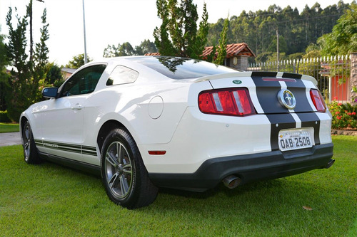 Ford Mustang V6