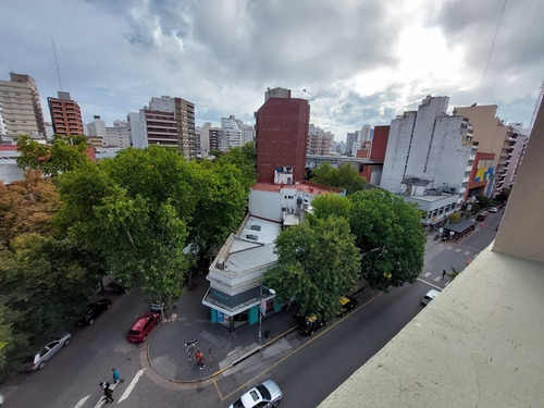 Imagen 15 de 17 de Departamento De Tres Ambientes Al Frente Con Vista Abierta