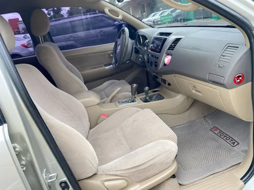 Toyota Fortuner 2.7l 4x4