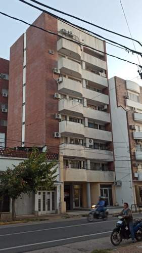 Imagen 1 de 3 de Cochera En Edificio