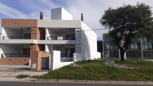 Imagen 2 de 3 de Vendo Terreno En Costas De Manantiales